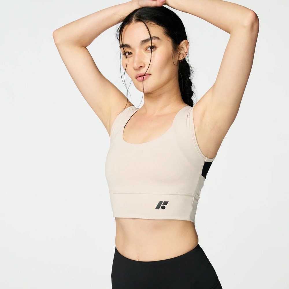 EUC Forme Power Bra size M